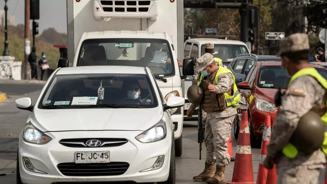 Chile hace su "último esfuerzo" para contener el COVID19 con un confinamiento total chile-hace-su-ultimo-esfuerzo-para-contener-el-covid19-con-un-confinamiento-total